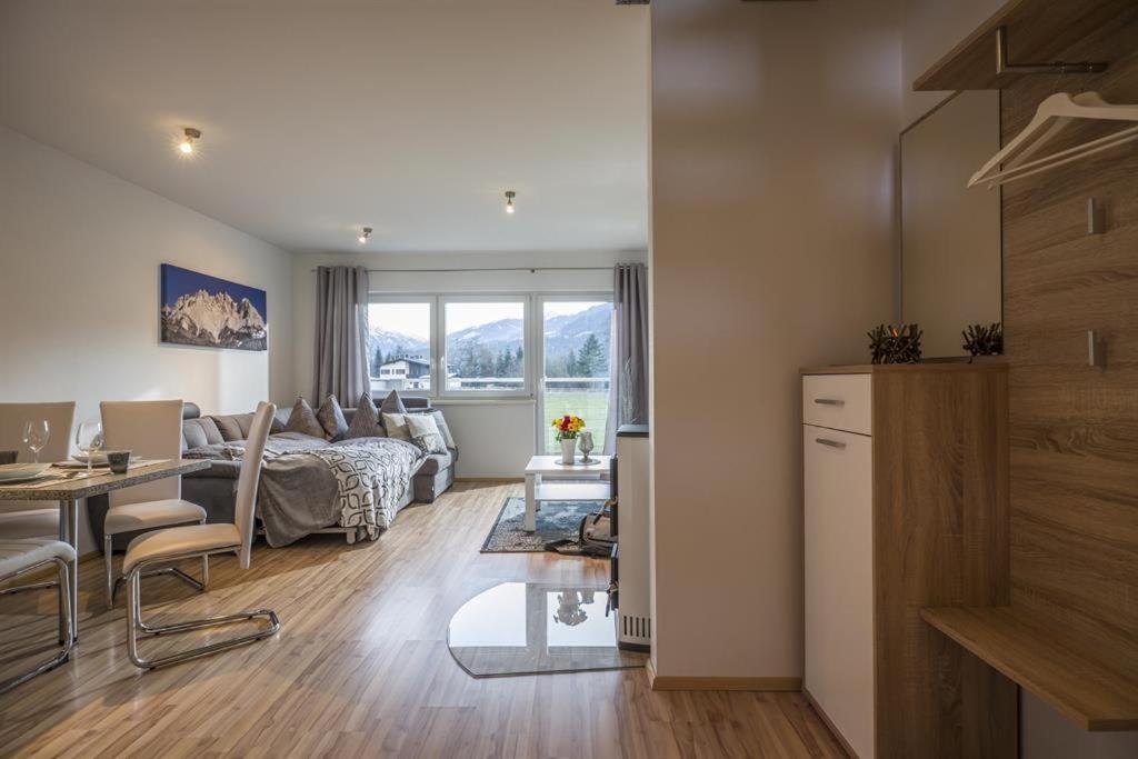 Appartement Raffael Itter Δωμάτιο φωτογραφία